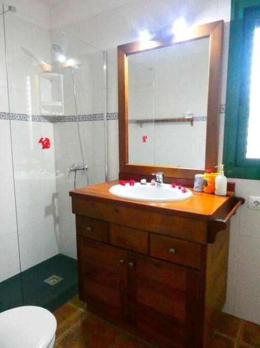 Апартаменты Apartamento Vacacional Barquito En Плая-Кемада Экстерьер фото